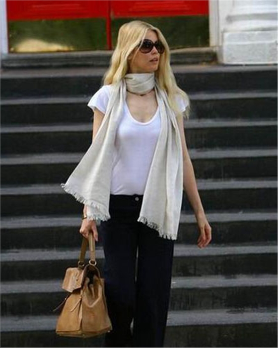 圍巾批發(fā) 女士圍巾 圍巾批發(fā) 女士圍巾