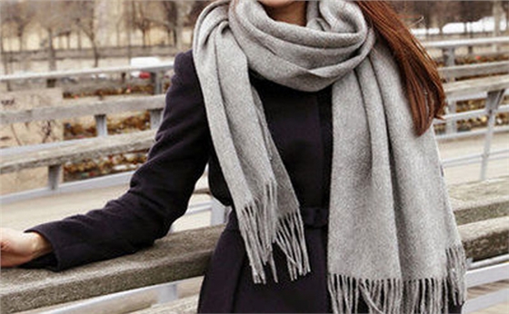 圍巾批發(fā)市場(chǎng)