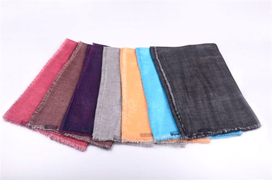 羊絨圍巾 羊絨圍巾