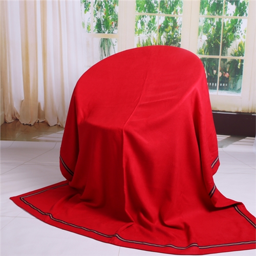 紅色真絲毯子