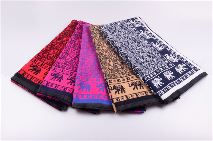 女士披肩 拉絨披肩 批發(fā)廠家 女士披肩 拉絨披肩 批發(fā)廠家