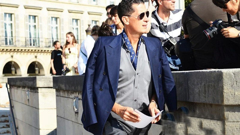 男士商務(wù)圍巾