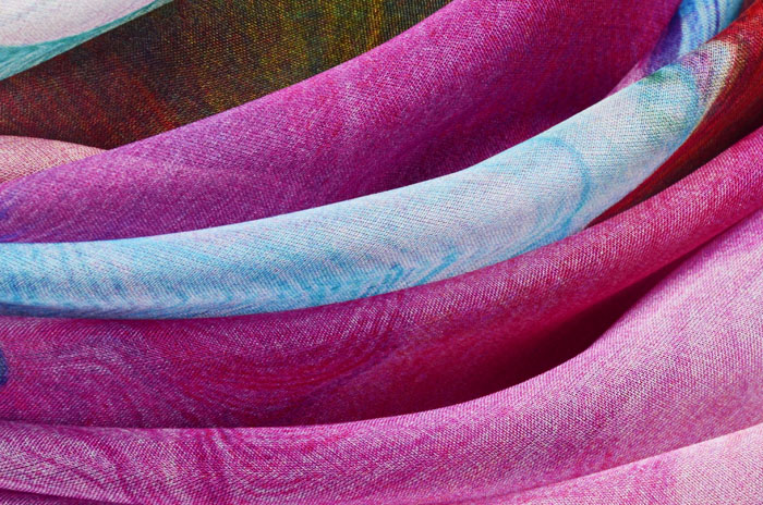 圍巾批發(fā) 真絲圍巾 雪紡圍巾 圍巾廠家定制 圍巾批發(fā) 真絲圍巾 雪紡圍巾 圍巾廠家定制