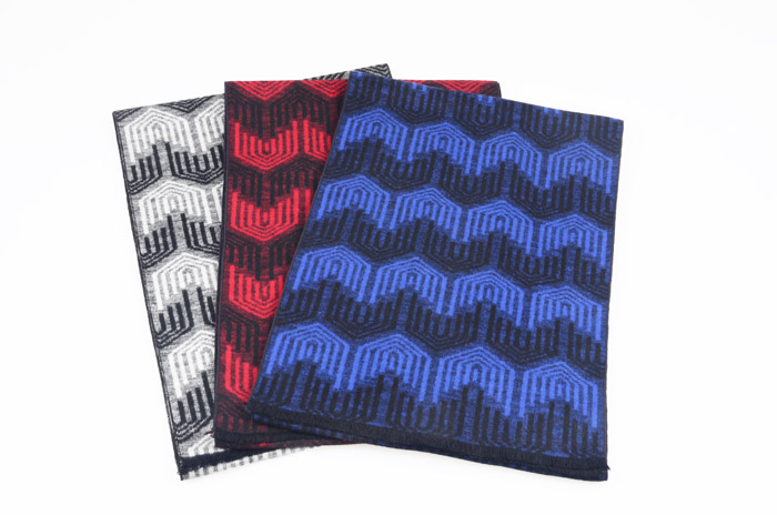 蠶絲圍巾折疊圖