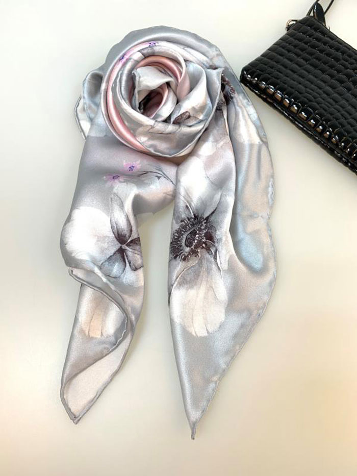 浪蕊浮花絲巾細節(jié)圖