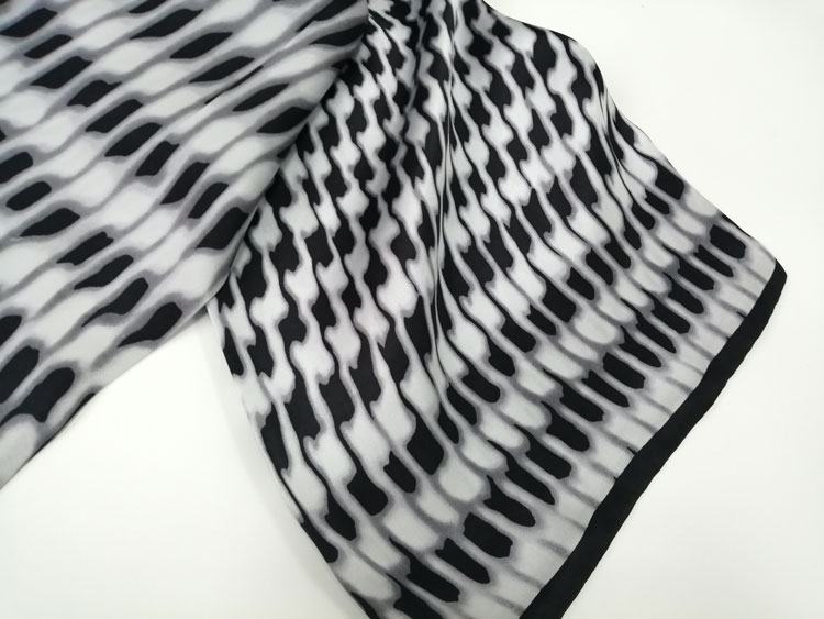 幻想空間白細(xì)節(jié)圖