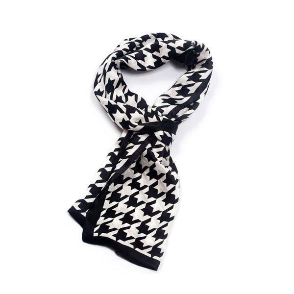 千鳥(niǎo)格印花絲巾 千鳥(niǎo)格印花絲巾