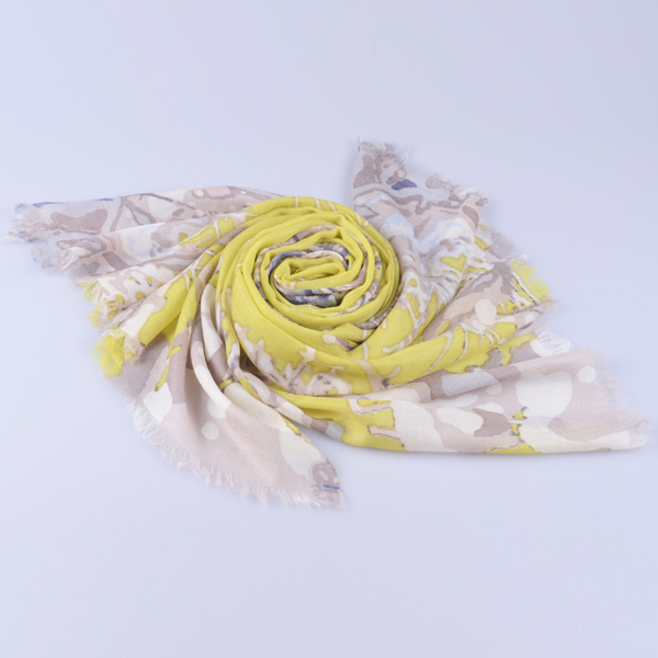 印花羊絨披肩 印花羊絨披肩