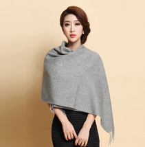 素色羊絨披肩