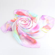 女士雪紡絲巾批發(fā)