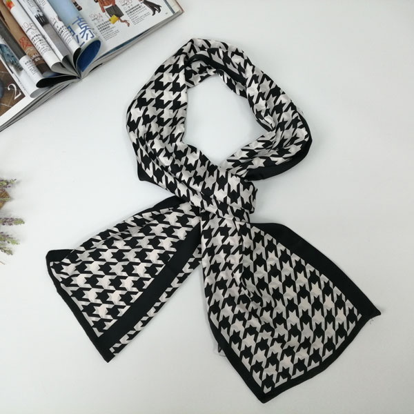 男士千鳥格紋領(lǐng)巾