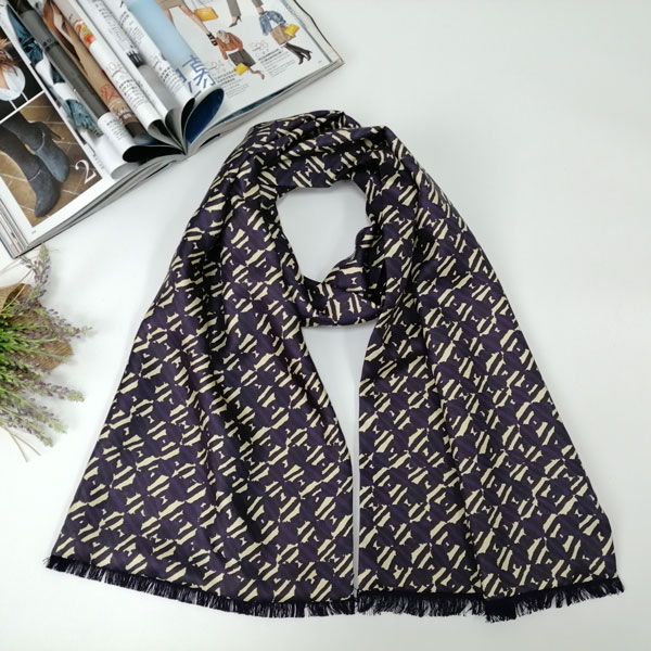 男士儒雅氣質(zhì)圍巾 男士儒雅氣質(zhì)圍巾